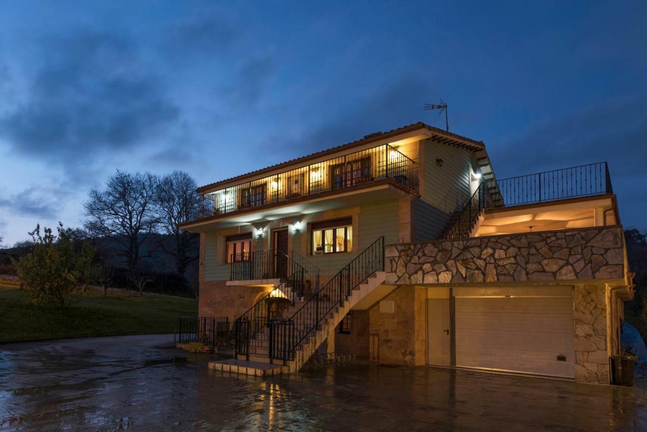 Apartamentos Turisticos El Ponton Arnuero Luaran gambar