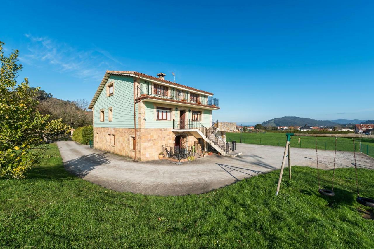Apartamentos Turisticos El Ponton Arnuero Luaran gambar