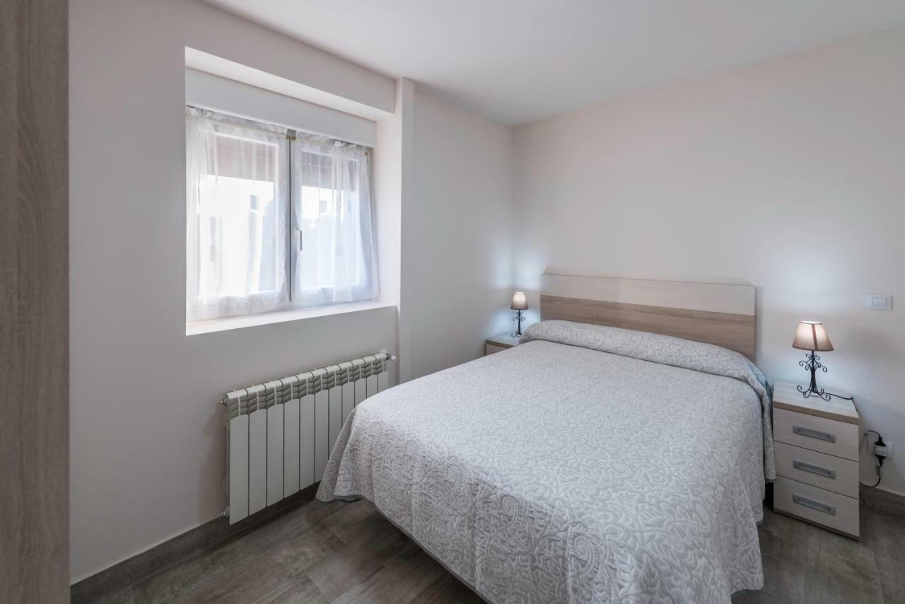 Apartamentos Turisticos El Ponton Arnuero Luaran gambar