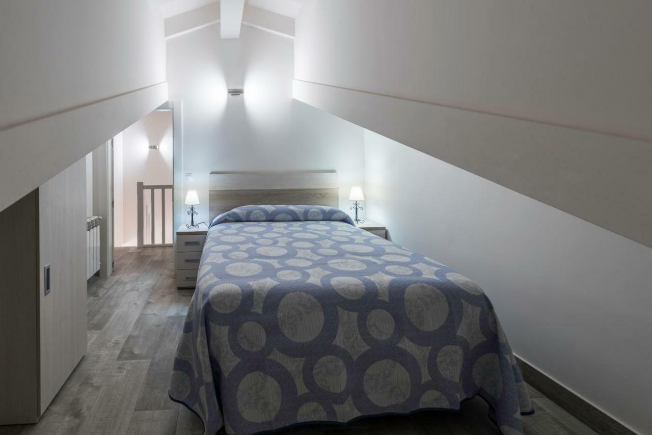 Apartamentos Turisticos El Ponton Arnuero Luaran gambar
