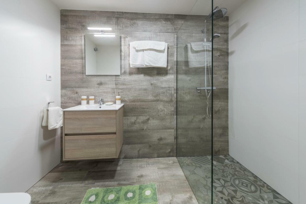 Apartamentos Turisticos El Ponton Arnuero Luaran gambar